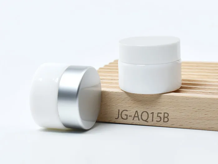 Straight-Sided Opal Glass Jars For Beauty 15ml