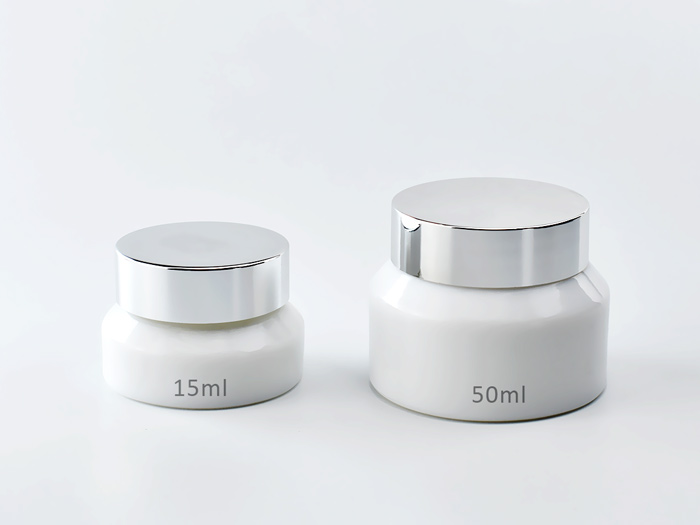 Ultraviolet White Glass Jars 15ml 50ml as skincare packaging