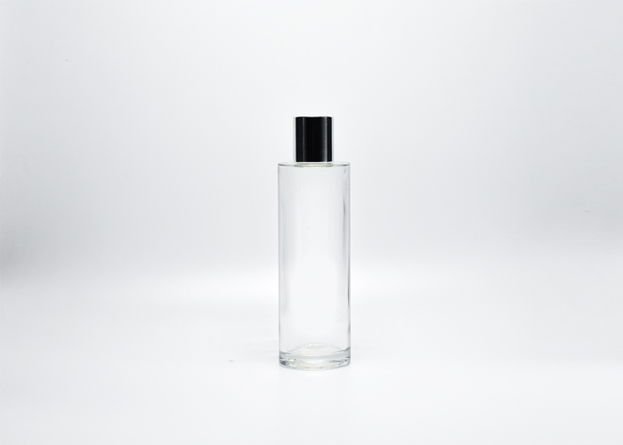glass bottles for facial toner and cleanser