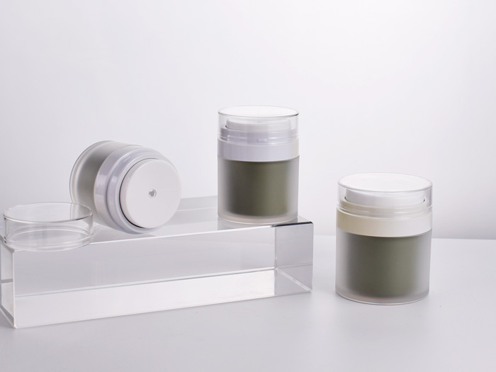 wholesale custom refillable airless cosmetic jar packaging