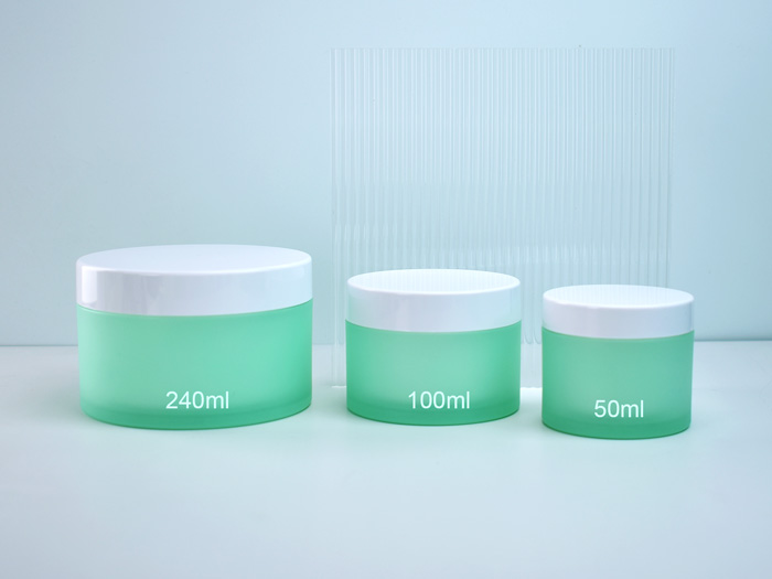 cylinder round plastic double wall cosmetic jar with refillable design