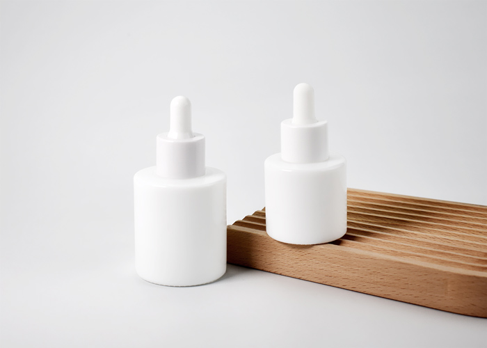 Low Profile Opal Glass Bottles With Dropper For Cosmetics