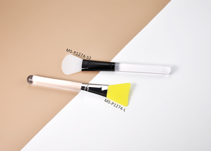 durable plastic aluminum makeup spatula with silicone tip
