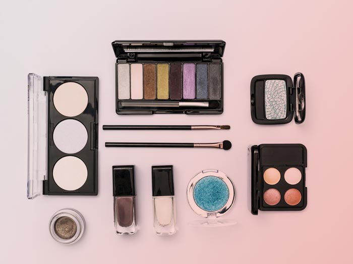 empty-makeup-packaging-collection