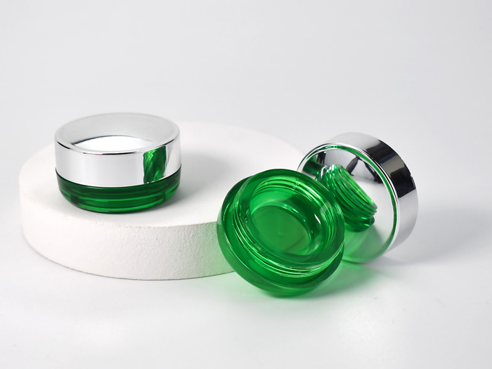 Empty Plastic Cosmetic Jars For Lip Balm