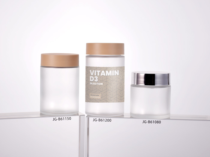80ml, 150ml, and 200ml straight-sided glass vitamin jars with CRC lids for supplements