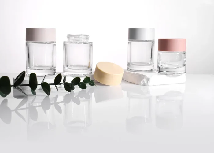 custom glass cosmetic jars